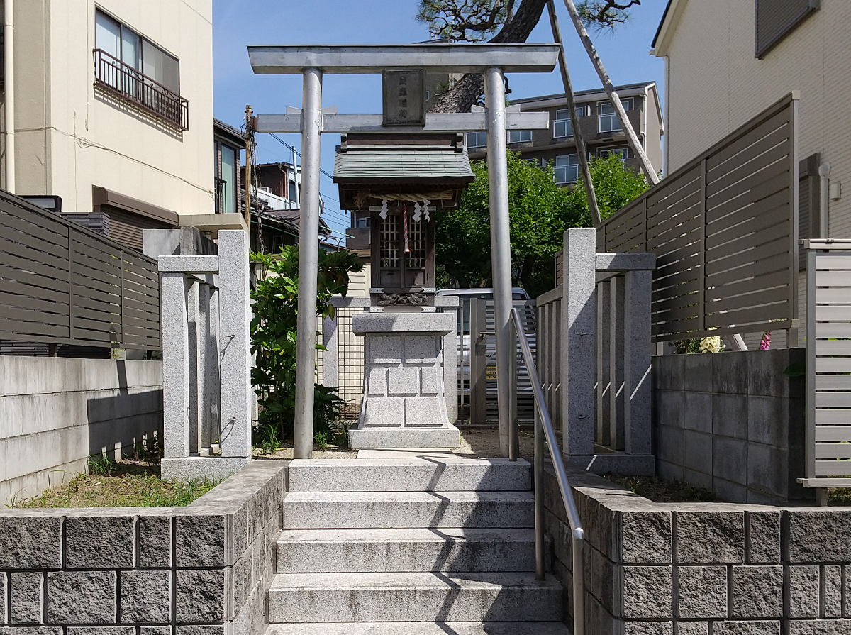 重森稲荷神社